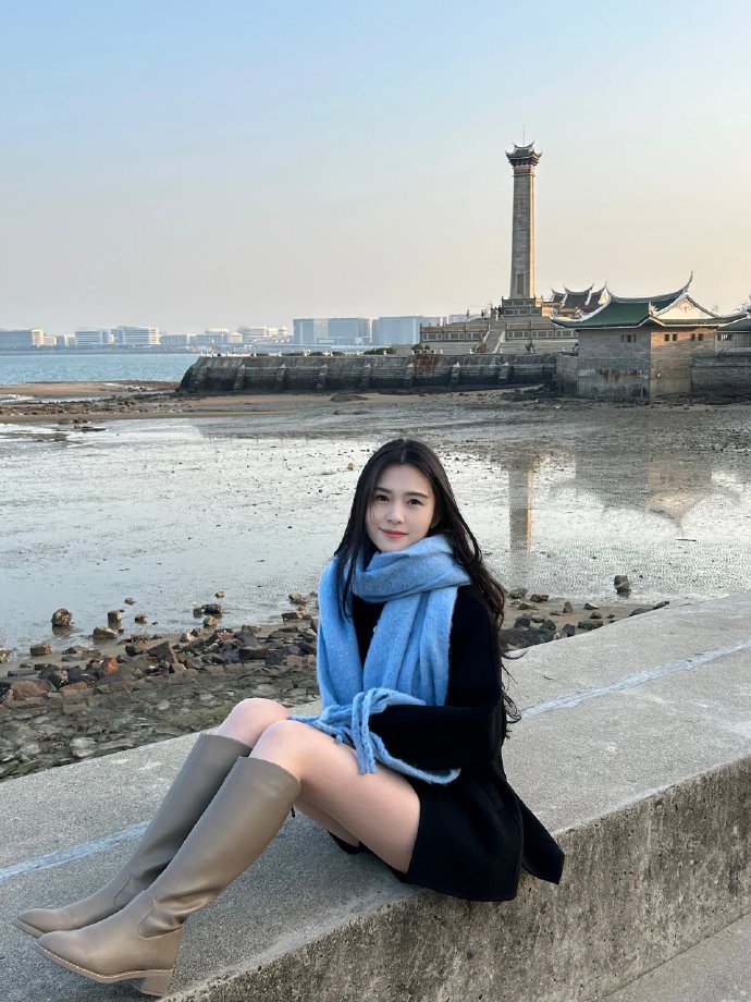 权力的游戏 封面